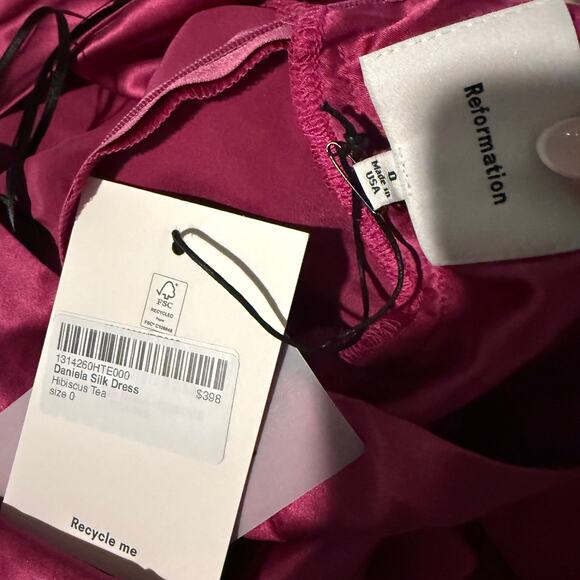 New Reformation Daniela Silk Dress - Picture 5 of 5